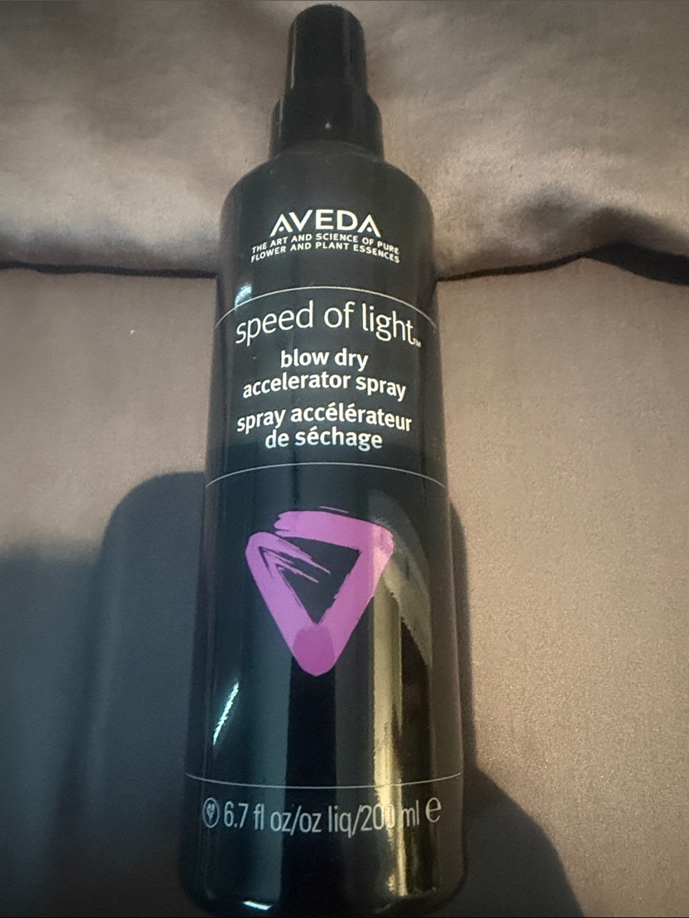 AVEDA Speed of Light Blow Dry Accelerator Spray - Black & Purple Accent